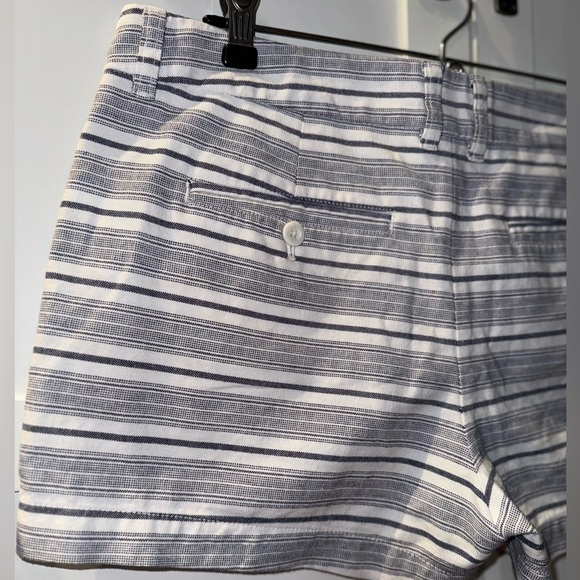 GAP WOMENS SHORTS size 6 Khakis By GAP The 3” Short Striped 100% Cotton EUC! - Picture 4 of 6